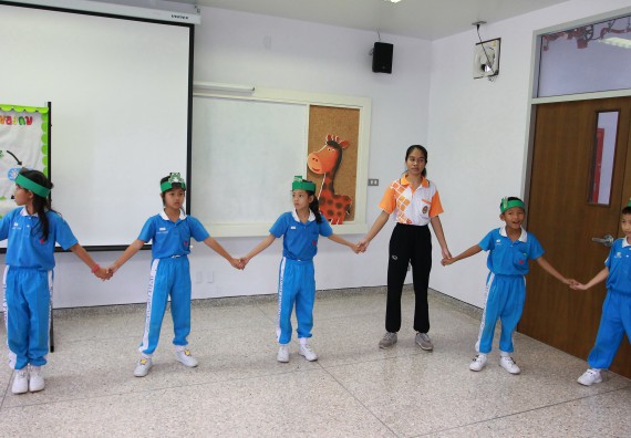 ภาพกิจกรรม คณะวิทยาศาสตร์และเทคโนโลยี จัดกิจกรรมโครงการฝึกทักษะการเรียนรู้ค่ายวิทยาศาสตร์