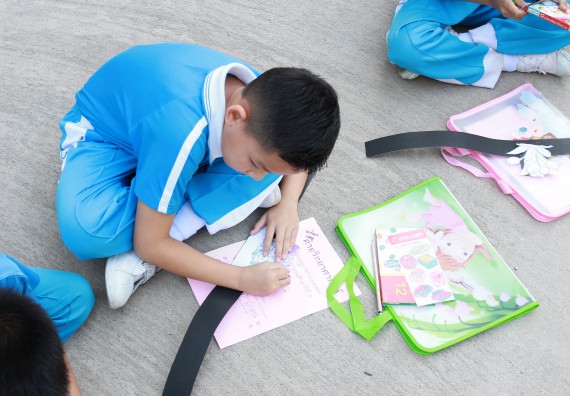 ภาพกิจกรรม คณะวิทยาศาสตร์และเทคโนโลยี จัดกิจกรรมโครงการฝึกทักษะการเรียนรู้ค่ายวิทยาศาสตร์