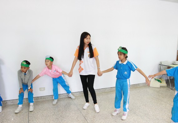 ภาพกิจกรรม คณะวิทยาศาสตร์และเทคโนโลยี จัดกิจกรรมโครงการฝึกทักษะการเรียนรู้ค่ายวิทยาศาสตร์