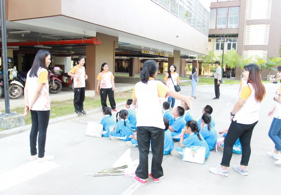 ภาพกิจกรรม คณะวิทยาศาสตร์และเทคโนโลยี จัดกิจกรรมโครงการฝึกทักษะการเรียนรู้ค่ายวิทยาศาสตร์