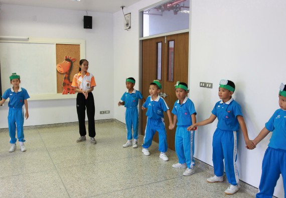 ภาพกิจกรรม คณะวิทยาศาสตร์และเทคโนโลยี จัดกิจกรรมโครงการฝึกทักษะการเรียนรู้ค่ายวิทยาศาสตร์