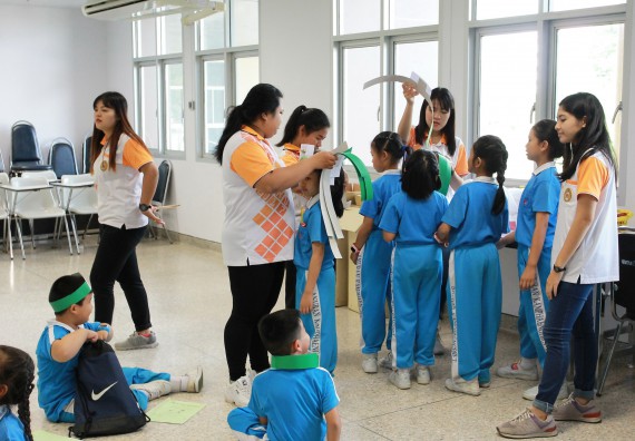 ภาพกิจกรรม คณะวิทยาศาสตร์และเทคโนโลยี จัดกิจกรรมโครงการฝึกทักษะการเรียนรู้ค่ายวิทยาศาสตร์