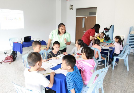 ภาพกิจกรรม คณะวิทยาศาสตร์และเทคโนโลยี จัดกิจกรรมโครงการฝึกทักษะการเรียนรู้ค่ายวิทยาศาสตร์