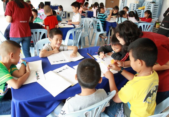 ภาพกิจกรรม คณะวิทยาศาสตร์และเทคโนโลยี จัดกิจกรรมโครงการฝึกทักษะการเรียนรู้ค่ายวิทยาศาสตร์