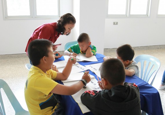 ภาพกิจกรรม คณะวิทยาศาสตร์และเทคโนโลยี จัดกิจกรรมโครงการฝึกทักษะการเรียนรู้ค่ายวิทยาศาสตร์