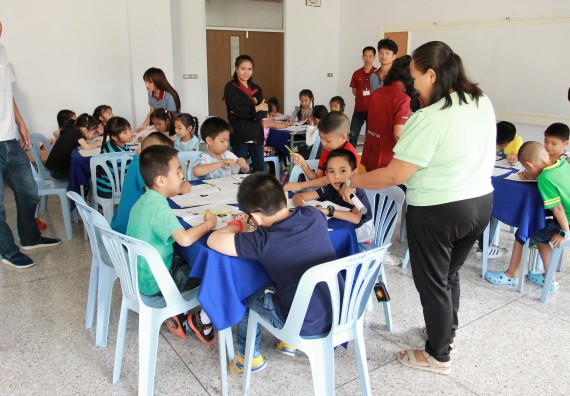 ภาพกิจกรรม คณะวิทยาศาสตร์และเทคโนโลยี จัดกิจกรรมโครงการฝึกทักษะการเรียนรู้ค่ายวิทยาศาสตร์