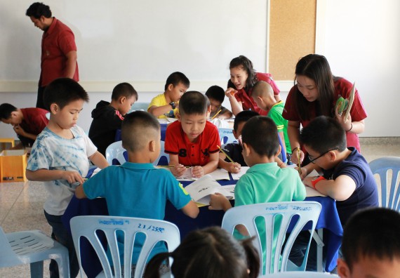 ภาพกิจกรรม คณะวิทยาศาสตร์และเทคโนโลยี จัดกิจกรรมโครงการฝึกทักษะการเรียนรู้ค่ายวิทยาศาสตร์