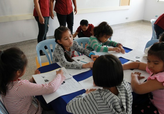 ภาพกิจกรรม คณะวิทยาศาสตร์และเทคโนโลยี จัดกิจกรรมโครงการฝึกทักษะการเรียนรู้ค่ายวิทยาศาสตร์