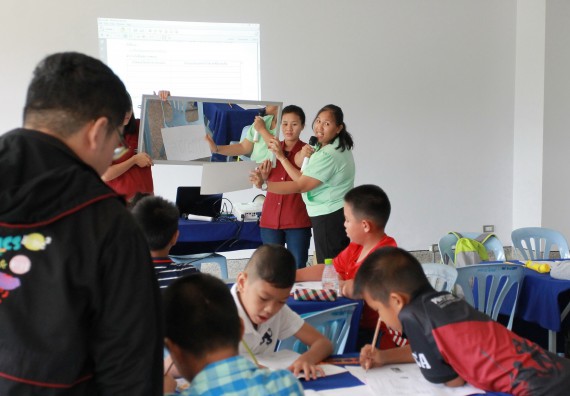 ภาพกิจกรรม คณะวิทยาศาสตร์และเทคโนโลยี จัดกิจกรรมโครงการฝึกทักษะการเรียนรู้ค่ายวิทยาศาสตร์