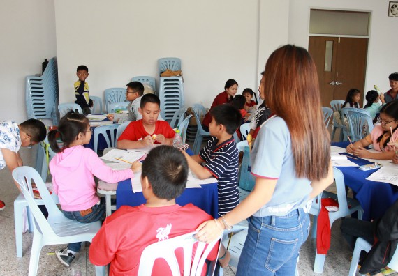 ภาพกิจกรรม คณะวิทยาศาสตร์และเทคโนโลยี จัดกิจกรรมโครงการฝึกทักษะการเรียนรู้ค่ายวิทยาศาสตร์