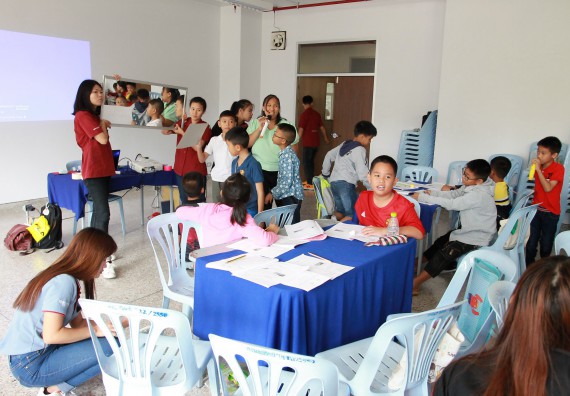 ภาพกิจกรรม คณะวิทยาศาสตร์และเทคโนโลยี จัดกิจกรรมโครงการฝึกทักษะการเรียนรู้ค่ายวิทยาศาสตร์