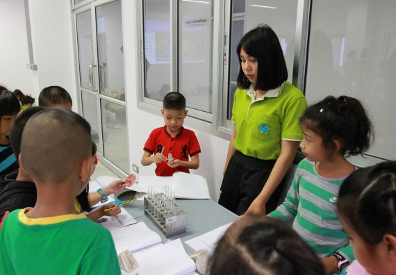 ภาพกิจกรรม คณะวิทยาศาสตร์และเทคโนโลยี จัดกิจกรรมโครงการฝึกทักษะการเรียนรู้ค่ายวิทยาศาสตร์