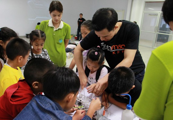 ภาพกิจกรรม คณะวิทยาศาสตร์และเทคโนโลยี จัดกิจกรรมโครงการฝึกทักษะการเรียนรู้ค่ายวิทยาศาสตร์