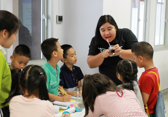 ภาพกิจกรรม คณะวิทยาศาสตร์และเทคโนโลยี จัดกิจกรรมโครงการฝึกทักษะการเรียนรู้ค่ายวิทยาศาสตร์