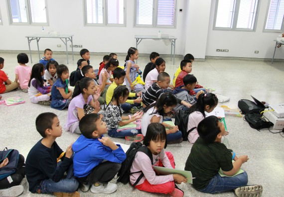 ภาพกิจกรรม คณะวิทยาศาสตร์และเทคโนโลยี จัดกิจกรรมโครงการฝึกทักษะการเรียนรู้ค่ายวิทยาศาสตร์