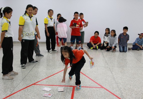 ภาพกิจกรรม คณะวิทยาศาสตร์และเทคโนโลยี จัดกิจกรรมโครงการฝึกทักษะการเรียนรู้ค่ายวิทยาศาสตร์