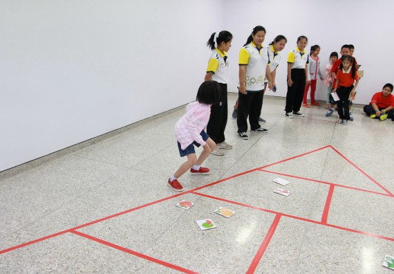 ภาพกิจกรรม คณะวิทยาศาสตร์และเทคโนโลยี จัดกิจกรรมโครงการฝึกทักษะการเรียนรู้ค่ายวิทยาศาสตร์