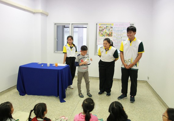 ภาพกิจกรรม คณะวิทยาศาสตร์และเทคโนโลยี จัดกิจกรรมโครงการฝึกทักษะการเรียนรู้ค่ายวิทยาศาสตร์