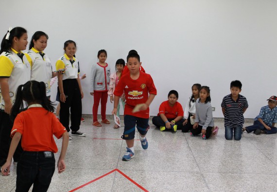 ภาพกิจกรรม คณะวิทยาศาสตร์และเทคโนโลยี จัดกิจกรรมโครงการฝึกทักษะการเรียนรู้ค่ายวิทยาศาสตร์