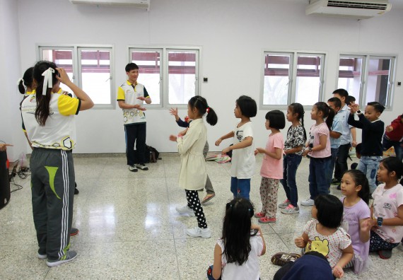 ภาพกิจกรรม คณะวิทยาศาสตร์และเทคโนโลยี จัดกิจกรรมโครงการฝึกทักษะการเรียนรู้ค่ายวิทยาศาสตร์