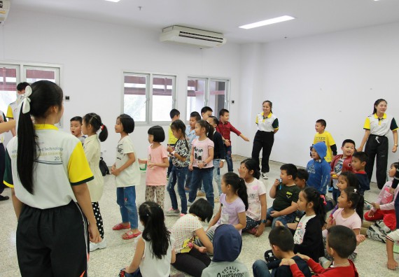 ภาพกิจกรรม คณะวิทยาศาสตร์และเทคโนโลยี จัดกิจกรรมโครงการฝึกทักษะการเรียนรู้ค่ายวิทยาศาสตร์