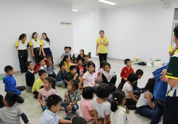 ภาพกิจกรรม คณะวิทยาศาสตร์และเทคโนโลยี จัดกิจกรรมโครงการฝึกทักษะการเรียนรู้ค่ายวิทยาศาสตร์