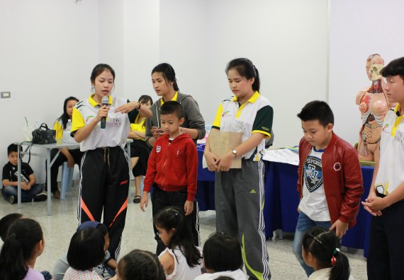 ภาพกิจกรรม คณะวิทยาศาสตร์และเทคโนโลยี จัดกิจกรรมโครงการฝึกทักษะการเรียนรู้ค่ายวิทยาศาสตร์