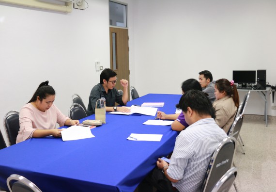 ภาพกิจกรรม คณะวิทยาศาสตร์และเทคโนโลยี จัดประชุม เรื่อง การจัดค่ายวิทยาศาสตร์