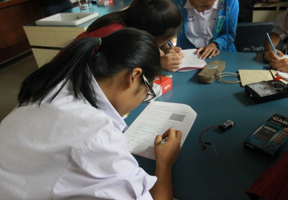 ภาพกิจกรรม คณะวิทยาศาสตร์และเทคโนโลยี จัดค่ายวิทยาศาสตร์โรงเรียนตากพิทยาคม