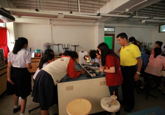 ภาพกิจกรรม คณะวิทยาศาสตร์และเทคโนโลยี จัดค่ายวิทยาศาสตร์โรงเรียนตากพิทยาคม