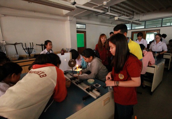 ภาพกิจกรรม คณะวิทยาศาสตร์และเทคโนโลยี จัดค่ายวิทยาศาสตร์โรงเรียนตากพิทยาคม