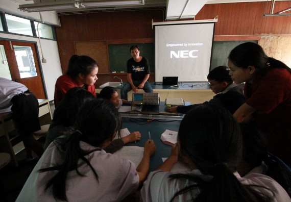 ภาพกิจกรรม คณะวิทยาศาสตร์และเทคโนโลยี จัดค่ายวิทยาศาสตร์โรงเรียนตากพิทยาคม