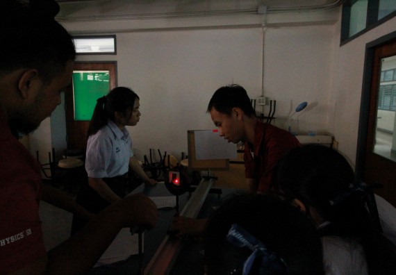 ภาพกิจกรรม คณะวิทยาศาสตร์และเทคโนโลยี จัดค่ายวิทยาศาสตร์โรงเรียนตากพิทยาคม