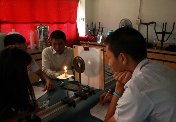 ภาพกิจกรรม คณะวิทยาศาสตร์และเทคโนโลยี จัดค่ายวิทยาศาสตร์โรงเรียนตากพิทยาคม