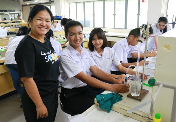 ภาพกิจกรรม คณะวิทยาศาสตร์และเทคโนโลยี จัดค่ายวิทยาศาสตร์โรงเรียนตากพิทยาคม
