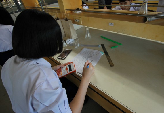 ภาพกิจกรรม คณะวิทยาศาสตร์และเทคโนโลยี จัดค่ายวิทยาศาสตร์โรงเรียนตากพิทยาคม