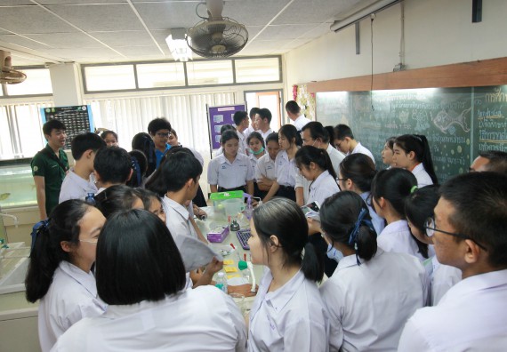 ภาพกิจกรรม คณะวิทยาศาสตร์และเทคโนโลยี จัดค่ายวิทยาศาสตร์โรงเรียนตากพิทยาคม