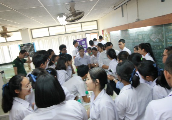 ภาพกิจกรรม คณะวิทยาศาสตร์และเทคโนโลยี จัดค่ายวิทยาศาสตร์โรงเรียนตากพิทยาคม