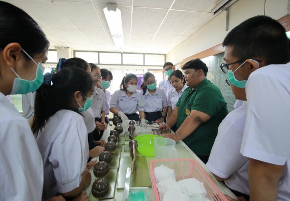 ภาพกิจกรรม คณะวิทยาศาสตร์และเทคโนโลยี จัดค่ายวิทยาศาสตร์โรงเรียนตากพิทยาคม