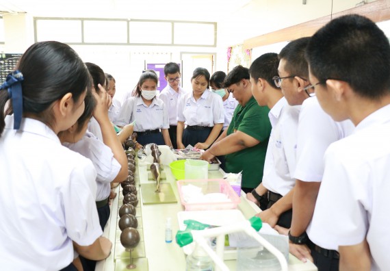 ภาพกิจกรรม คณะวิทยาศาสตร์และเทคโนโลยี จัดค่ายวิทยาศาสตร์โรงเรียนตากพิทยาคม