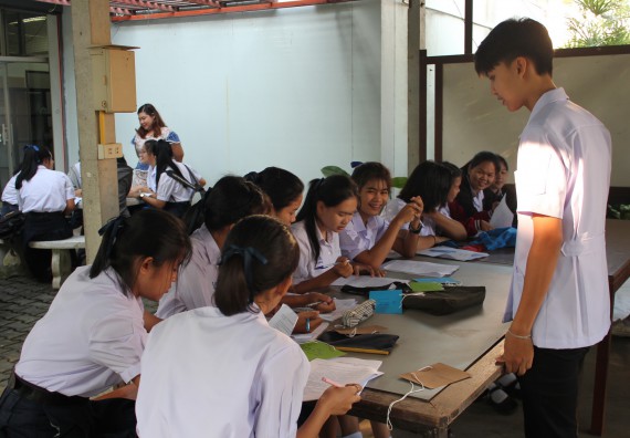 ภาพกิจกรรม โปรแกรมวิชาวิทยาศาสตร์และเทคโนโลยีการอาหาร จัดอบรมเชิงปฏิบัติการ เรื่อง อาหารปลอดภัยในโรงเรียน