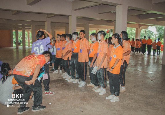 ภาพกิจกรรม โปรแกรมวิชาคณิตศาสตร์ จัดกิจกรรมการบูรนาการค่ายคณิตศาสตร์กับภาษาอังกฤษ