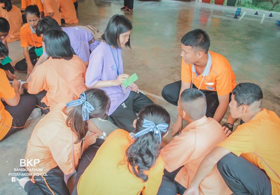 ภาพกิจกรรม โปรแกรมวิชาคณิตศาสตร์ จัดกิจกรรมการบูรนาการค่ายคณิตศาสตร์กับภาษาอังกฤษ