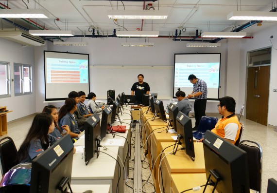 ภาพกิจกรรม โปรแกรมวิชาวิทยาการคอมพิวเตอร์ จัดอบรมเชิงปฏิบัติการ เรื่อง การเตรียมความพร้อมก่อนออกฝึกประสบการณ์วิชาชีพ การบำรุงรักษาและการแก้ไขปัญหาจากอาการเสียของซอฟท์แวร์คอมพิวเตอร์เบื้องต้น