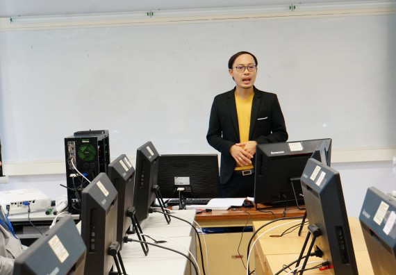 ภาพกิจกรรม โปรแกรมวิชาวิทยาการคอมพิวเตอร์ จัดอบรมเชิงปฏิบัติการ เรื่อง การเตรียมความพร้อมก่อนออกฝึกประสบการณ์วิชาชีพ การบำรุงรักษาและการแก้ไขปัญหาจากอาการเสียของซอฟท์แวร์คอมพิวเตอร์เบื้องต้น