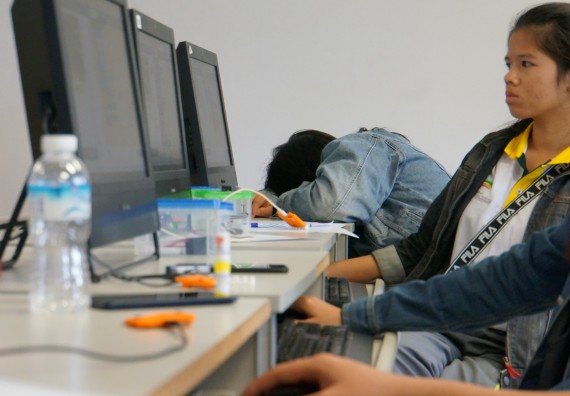 ภาพกิจกรรม โปรแกรมวิชาวิทยาการคอมพิวเตอร์ จัดอบรมเชิงปฏิบัติการ เรื่อง การเตรียมความพร้อมก่อนออกฝึกประสบการณ์วิชาชีพ การบำรุงรักษาและการแก้ไขปัญหาจากอาการเสียของซอฟท์แวร์คอมพิวเตอร์เบื้องต้น