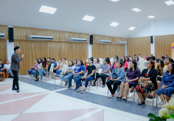 ภาพกิจกรรม คณะวิทยาศาสตร์และเทคโนโลยี เข้าร่วมอบรมหลักสูตร 5 ขั้น ปั้นหุ่นดี สุขภาพดี ด้วยวิธีธรรมชาติ