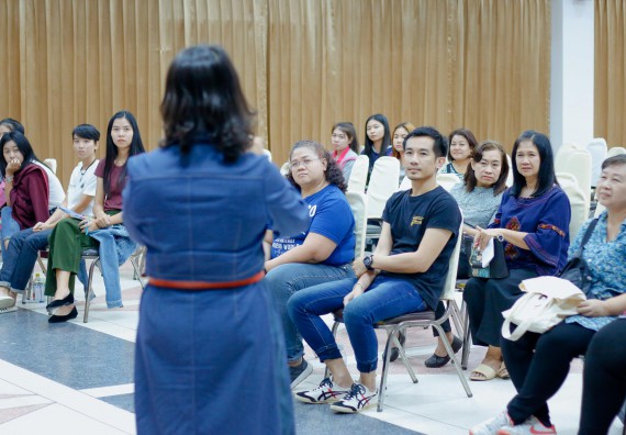 ภาพกิจกรรม คณะวิทยาศาสตร์และเทคโนโลยี เข้าร่วมอบรมหลักสูตร 5 ขั้น ปั้นหุ่นดี สุขภาพดี ด้วยวิธีธรรมชาติ