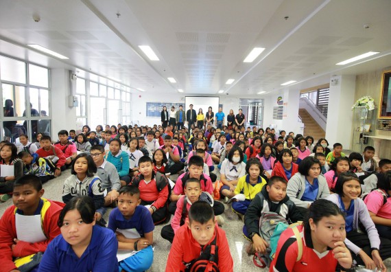 ภาพกิจกรรม คณะวิทยาศาสตร์และเทคโนโลยี จัดค่ายวิทยาศาสตร์ตามโครงการพัฒนาศักยภาพผู้เรียนในระดับการศึกษาขั้นพื้นฐาน ระยะที่ 2 ประจำปีงบประมาณ 2562