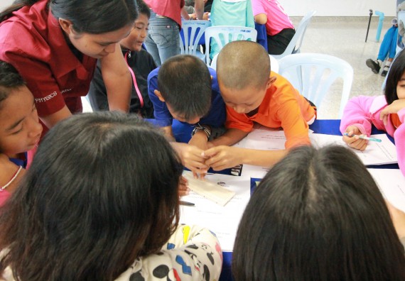 ภาพกิจกรรม คณะวิทยาศาสตร์และเทคโนโลยี จัดค่ายวิทยาศาสตร์ตามโครงการพัฒนาศักยภาพผู้เรียนในระดับการศึกษาขั้นพื้นฐาน ระยะที่ 2 ประจำปีงบประมาณ 2562